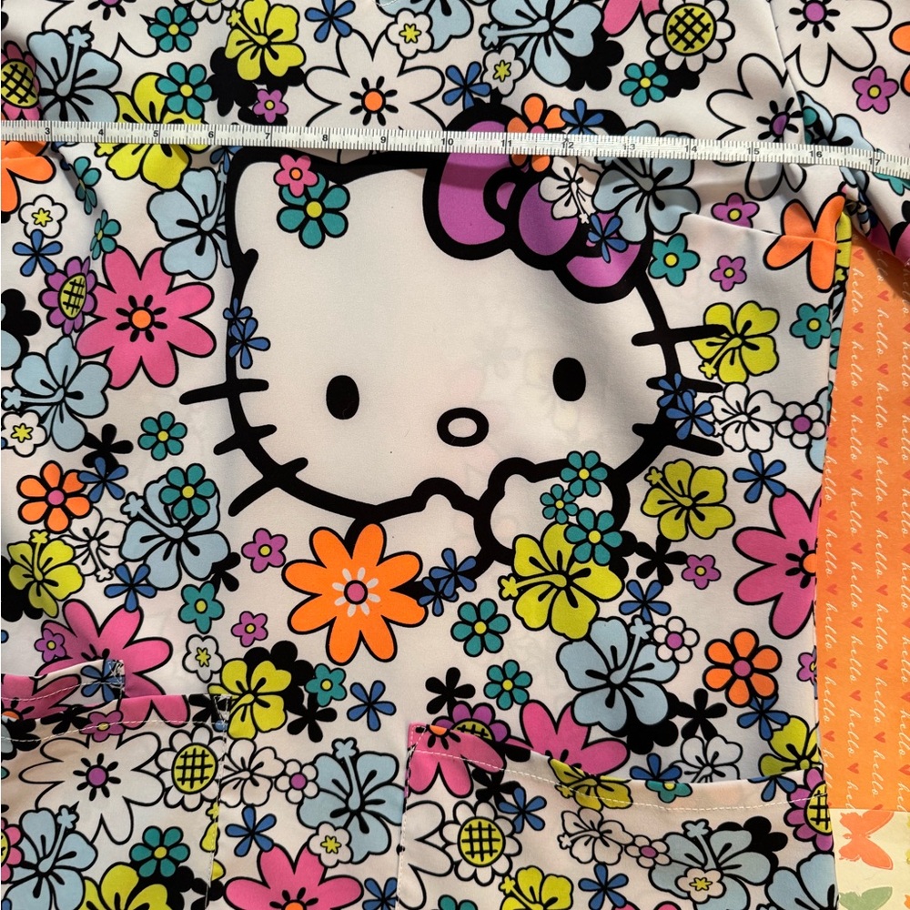 Hello Kitty Multicolor Floral Scrub Top - Picture 7 of 7